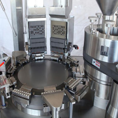 독일 지멘스 브랜드 터치 스크린과 PLC 제어 완전 자동 캡슐 충전 기계